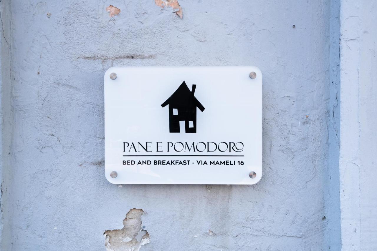 Pane E Pomodoro Bed and Breakfast Bari Exteriör bild